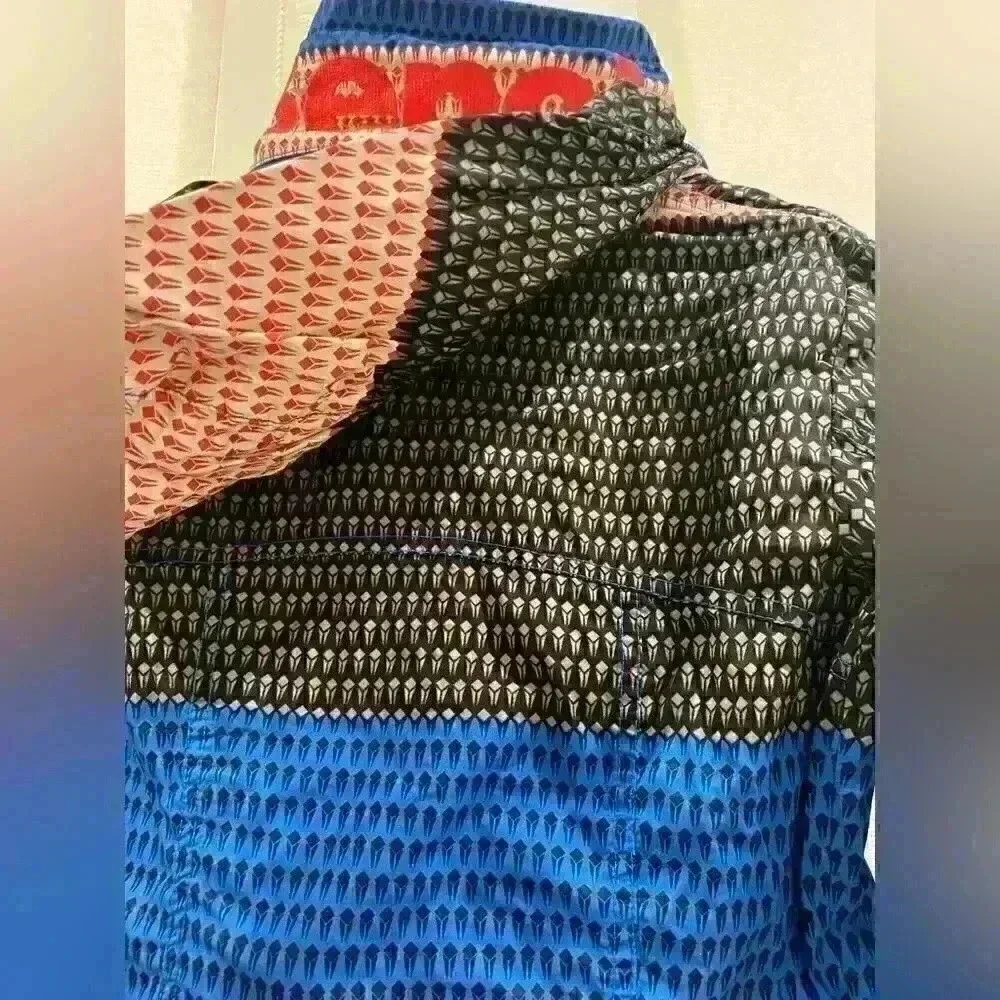 BENCH WOMENS WINDBREAKER Sz M in EUC - Picture 4 of 8